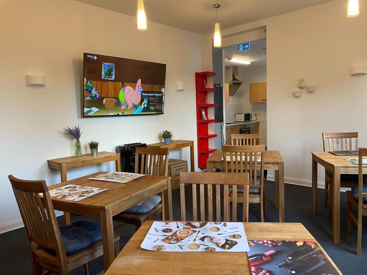 Ferienunterkunft Mit 4 Doppelzimmern In Einbeck!! Экстерьер фото